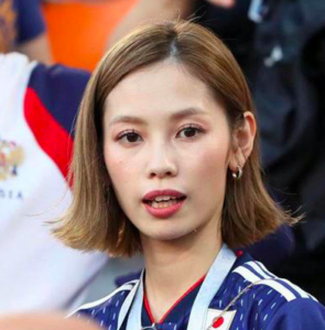 大迫勇也の嫁は インスタで可愛くないと話題 日本代表の背番号と血液型の関係性は サッカー解剖者 本田